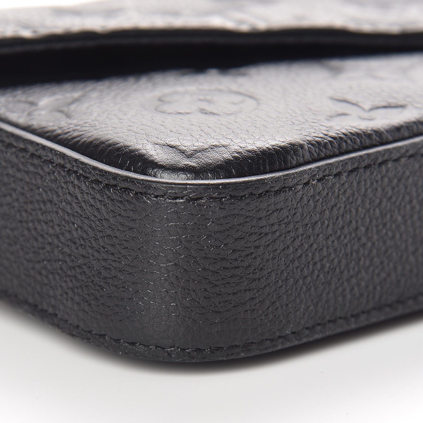 Empreinte Pochette Felicie Chain Wallet Black