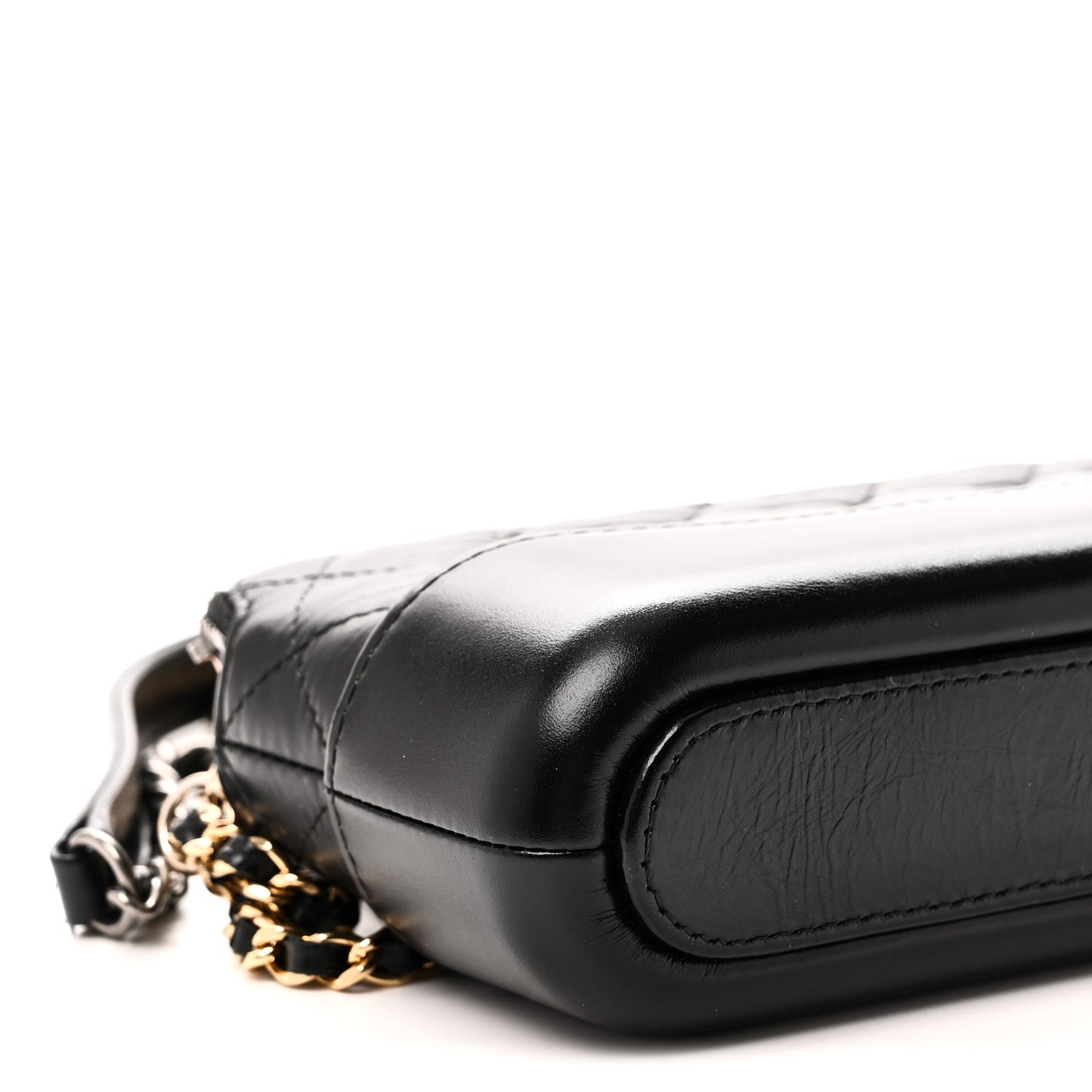 Aged Calfskin Quilted Small Gabrielle Clutch With Chain Black
