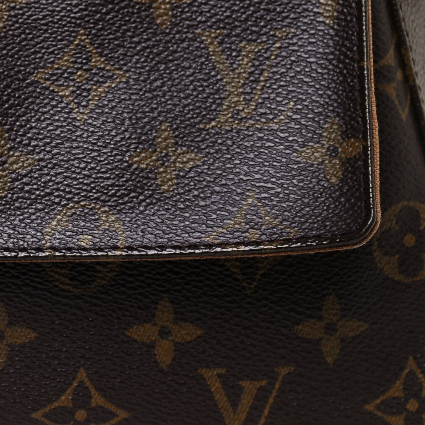 Monogram Mini Looping