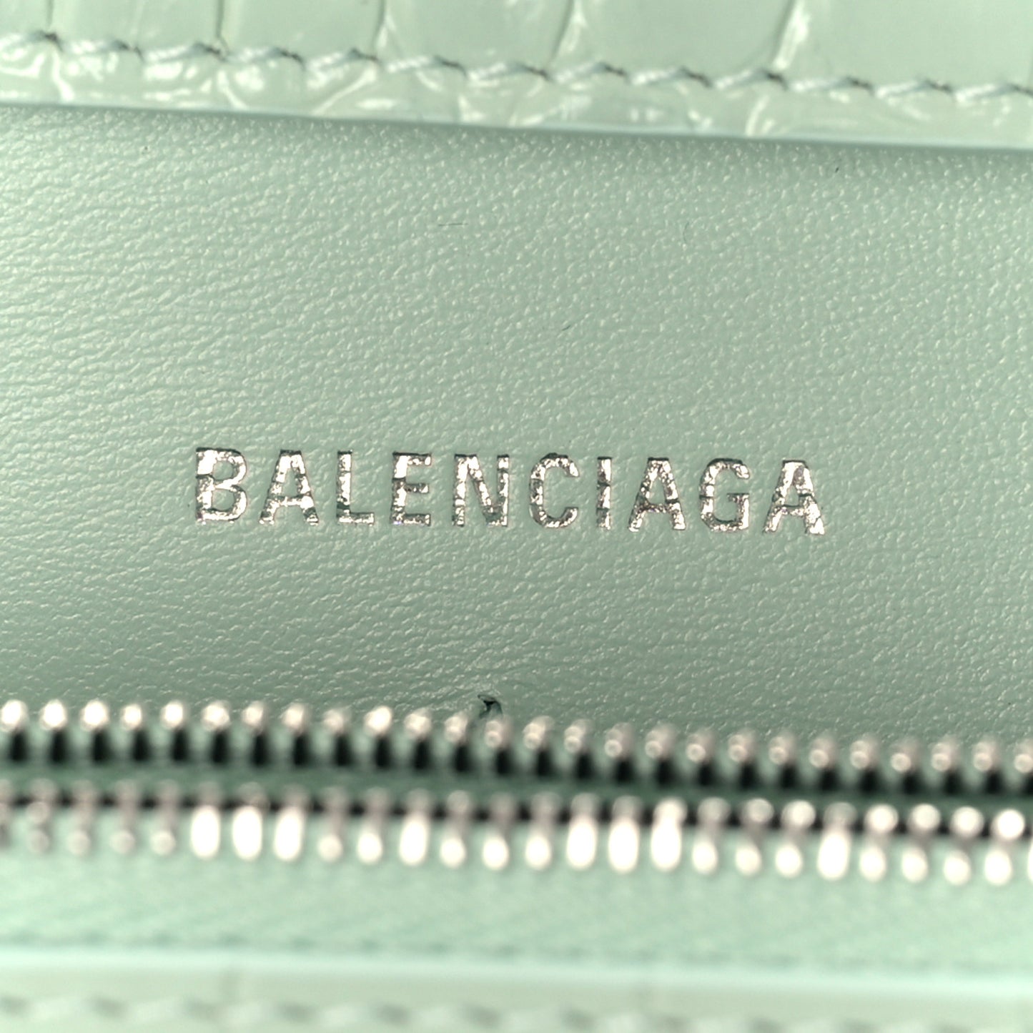 Shiny Calfskin Crocodile Embossed Hourglass Chain Bag Light Green