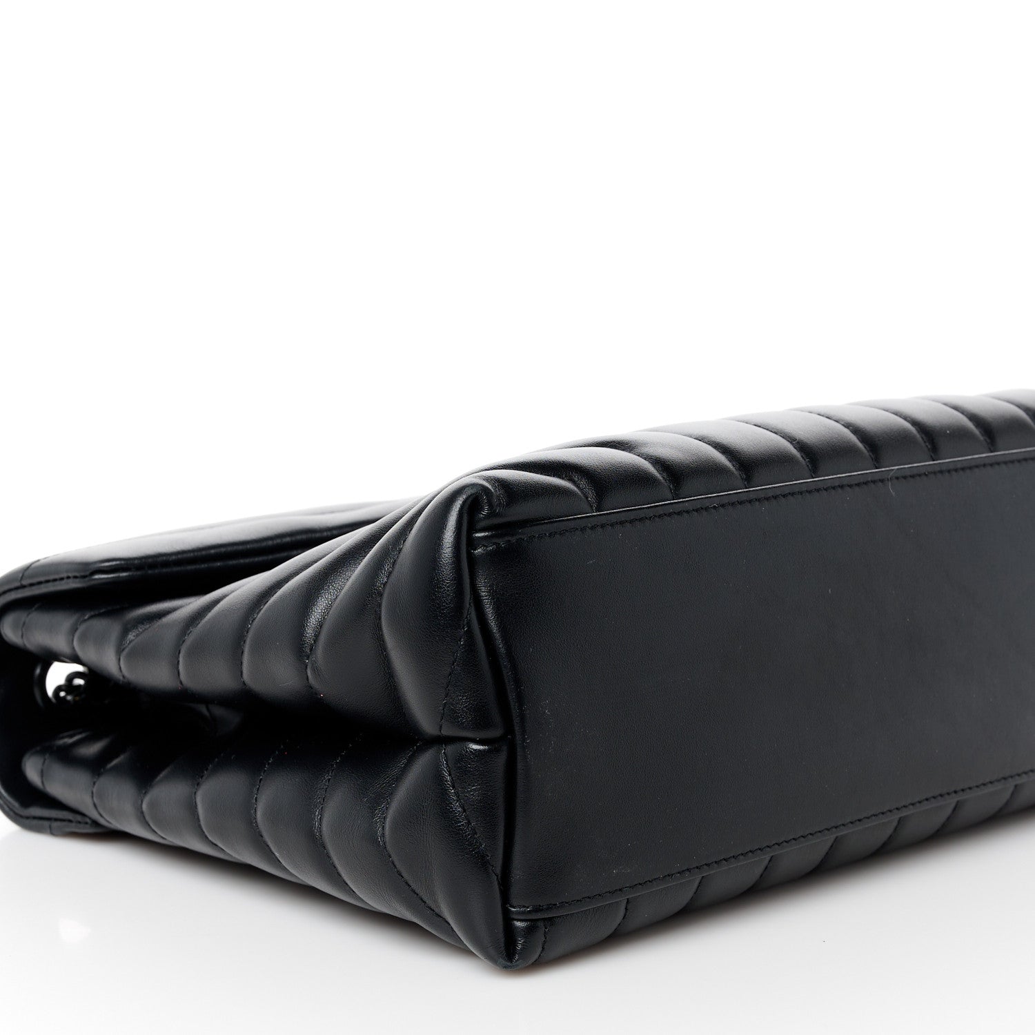 Saint Laurent Calfskin Y Quilted Monogram Monochrome Medium Loulou Chain Satchel Black 10 of 11