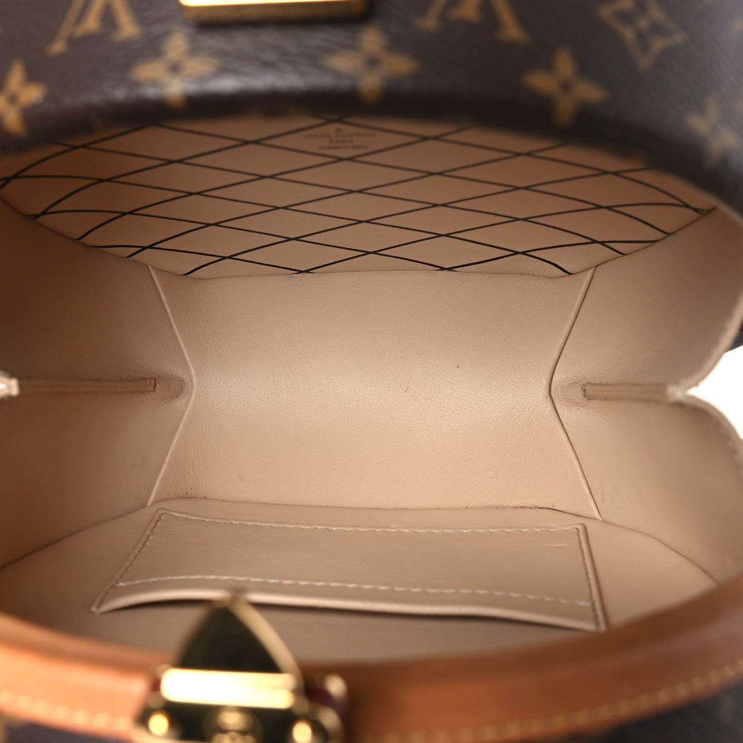 Monogram Petite Boite Chapeau