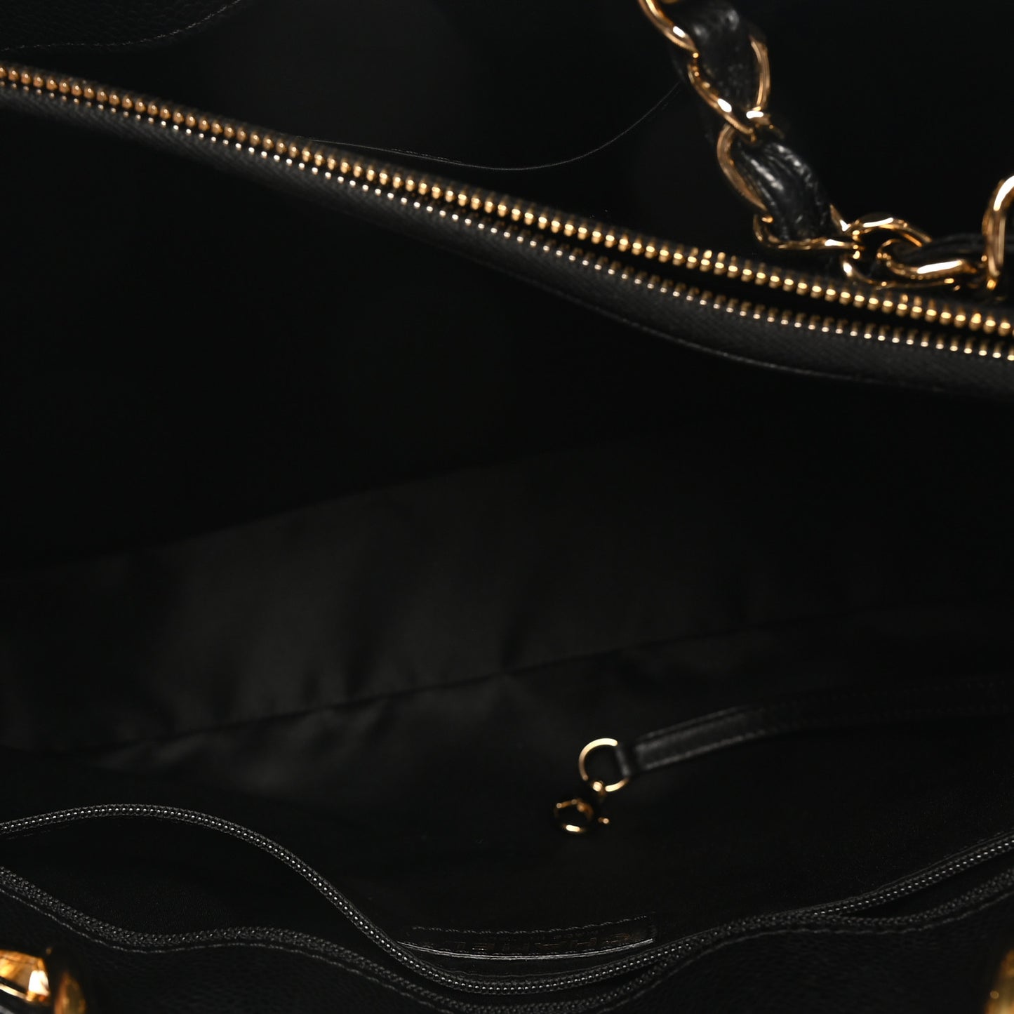 Caviar Quilted Grand Shopping Tote GST Black