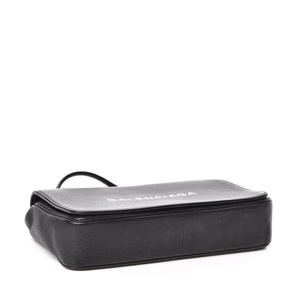 Balenciaga Pebbled Calfskin Everyday Chain Wallet Black 4 of 13