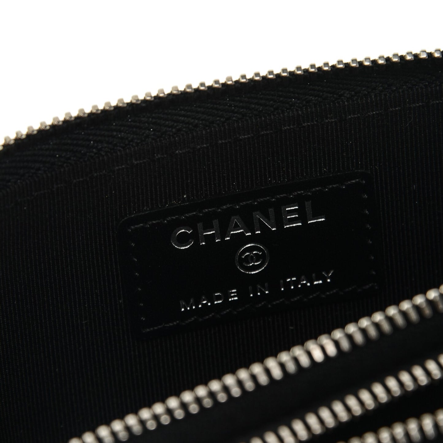 Caviar Quilted Large Zip Around Phone Holder Black