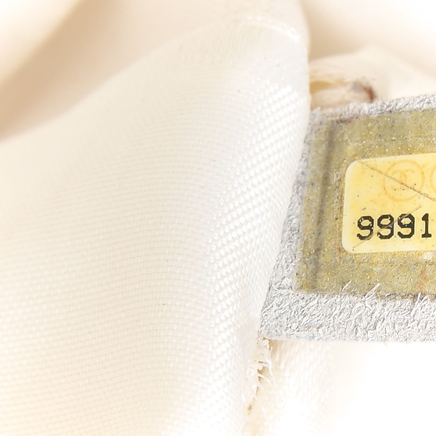 Chanel Caviar Bekko Chain Tote White 9 of 14