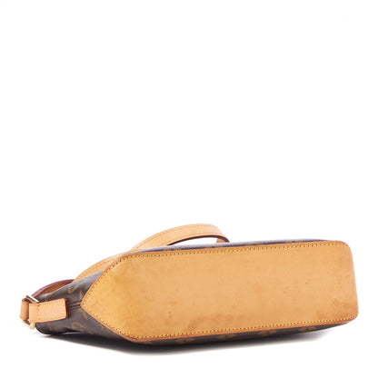 Louis Vuitton Monogram Trotteur 4 of 8