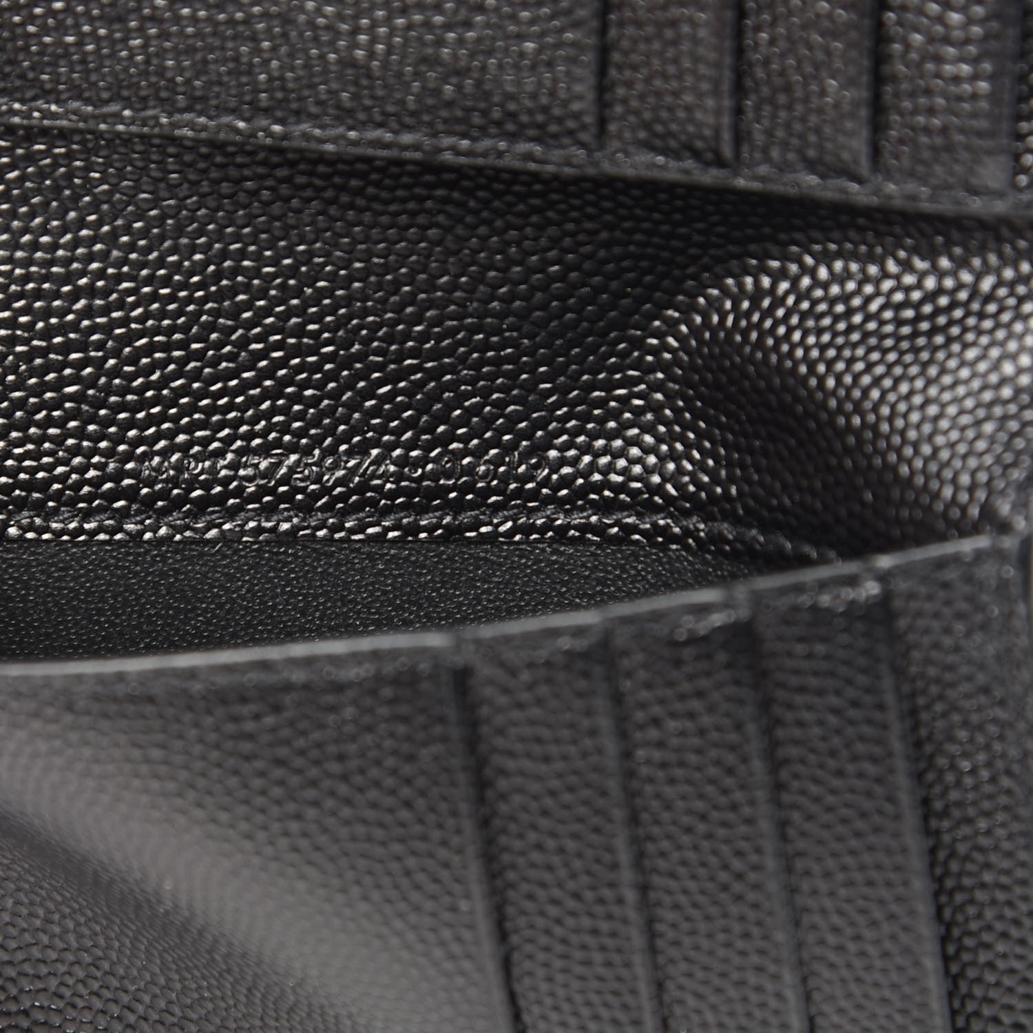 Saint Laurent Grain De Poudre Matelasse Chevron Monogram Zipped Two-Part Wallet Black 7 of 9