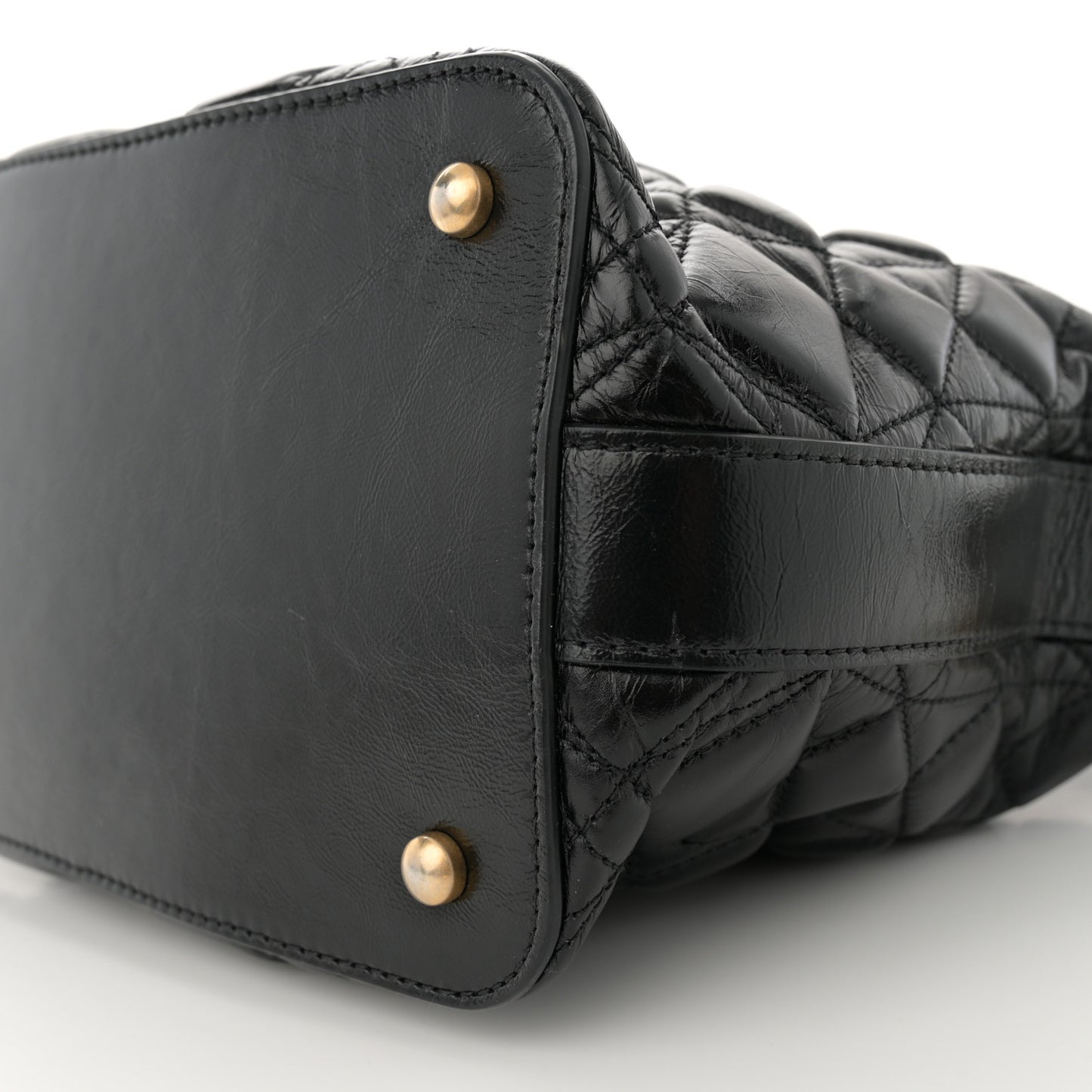 Glazed Calfskin Quilted State Of The Art Hobo Black