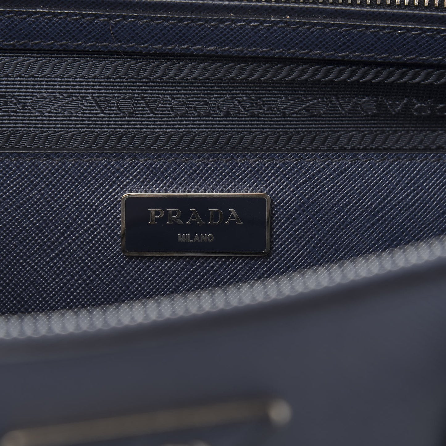 Saffiano Medium Galleria Double Zip Tote Baltico