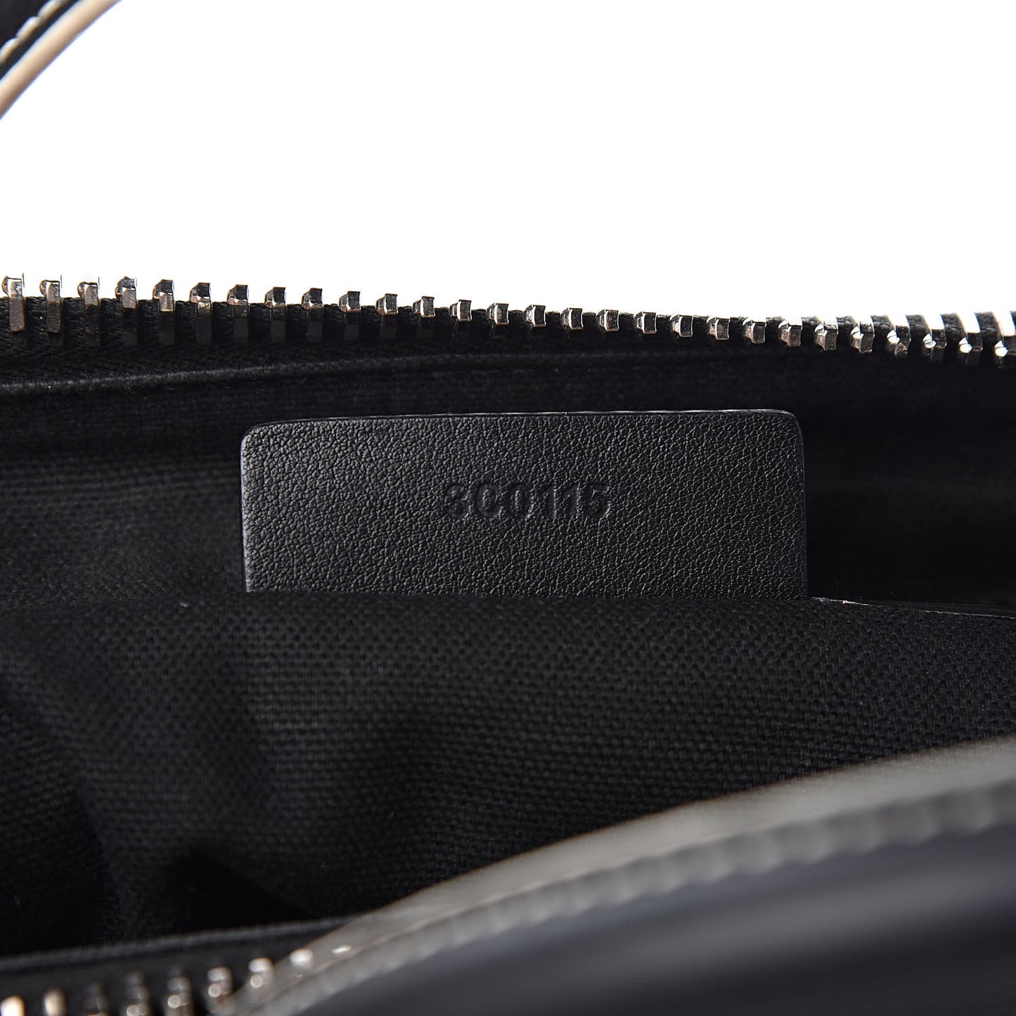 Calfskin Contrast Stitched Medium Antigona Black