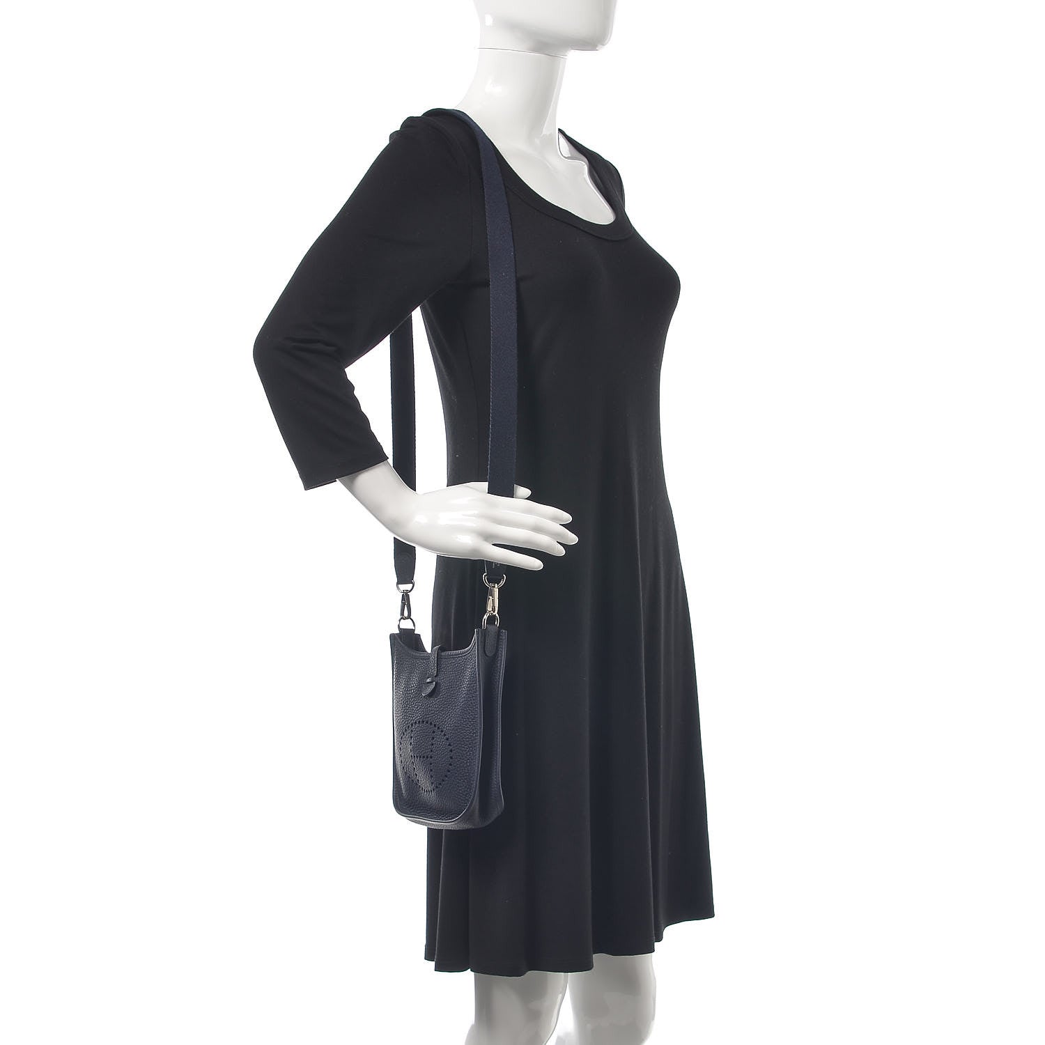 Hermes Taurillon Clemence Amazone Evelyne TPM Bleu Nuit Bleu Indigo 2 of 9