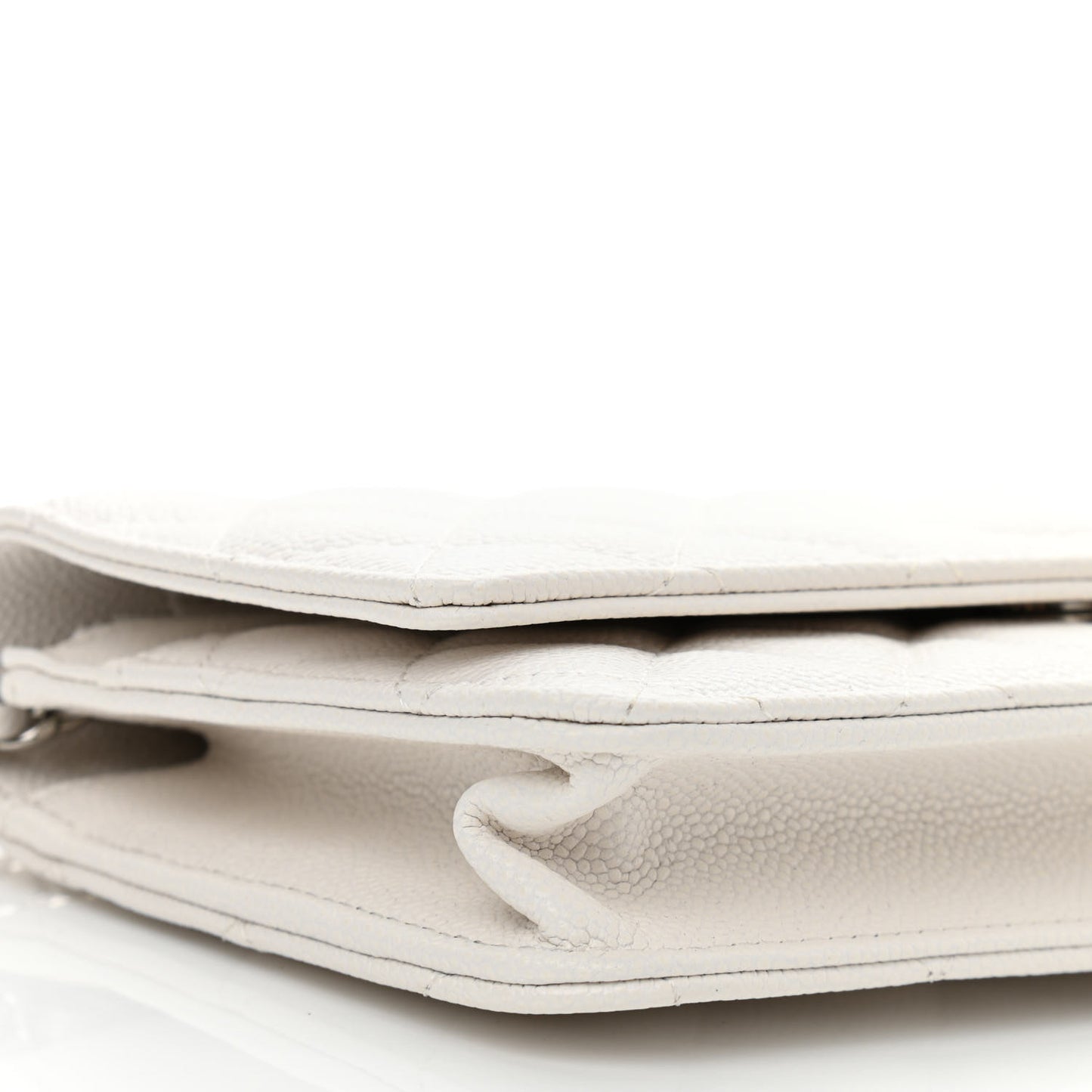 Caviar Quilted Wallet On Chain WOC White