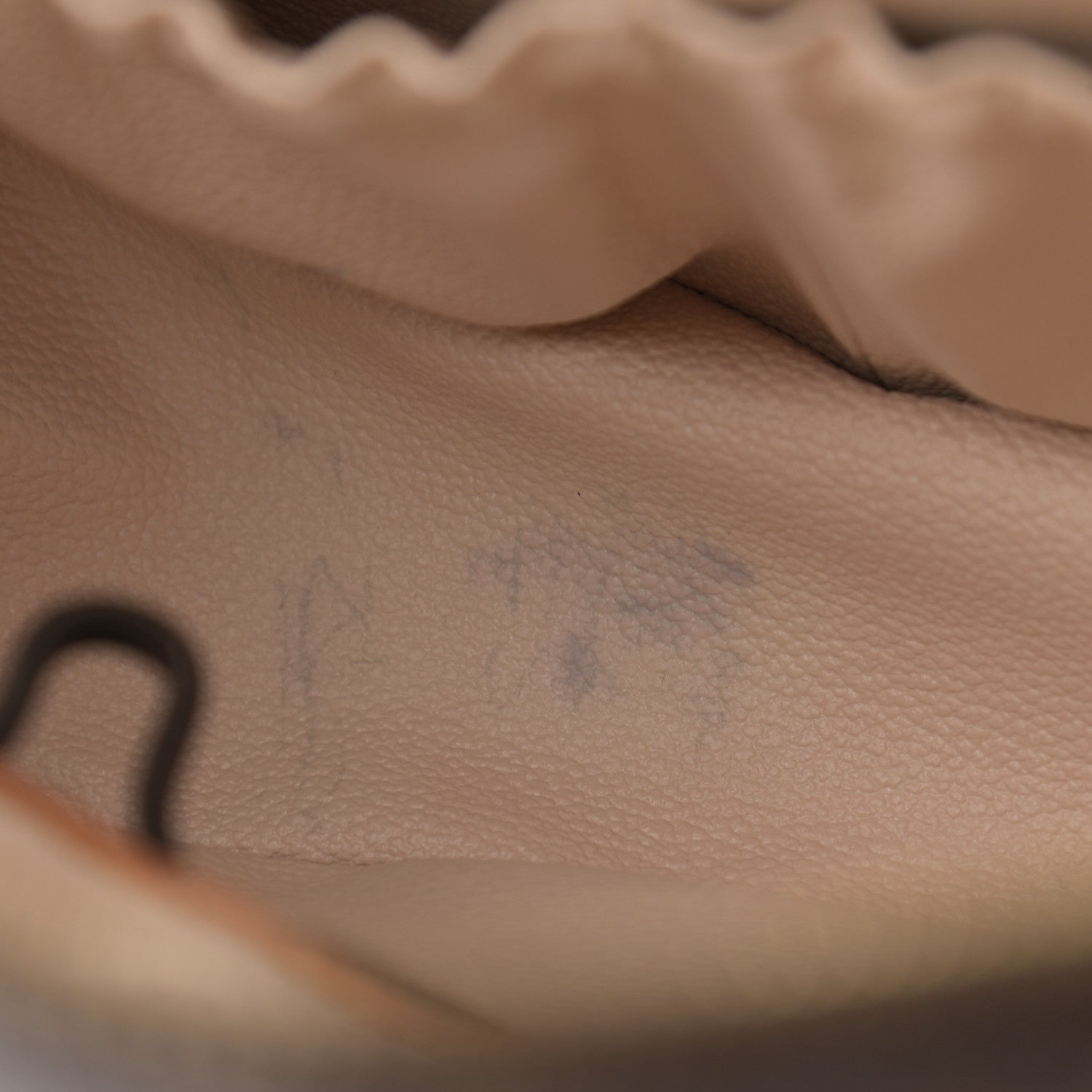 Louis Vuitton Monogram Spontini 12 of 14