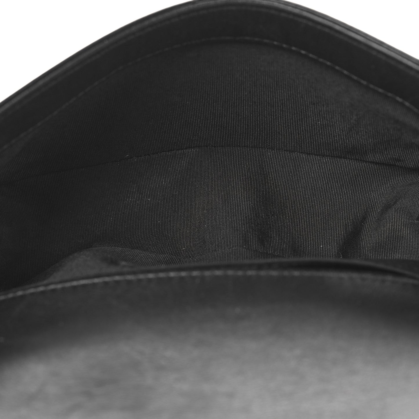 Lambskin Pleated Small Boy Flap Black