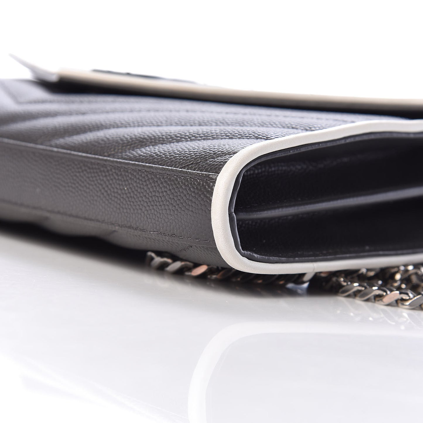 Grain De Poudre Matelasse Chevron Monogram Chain Wallet Grey White