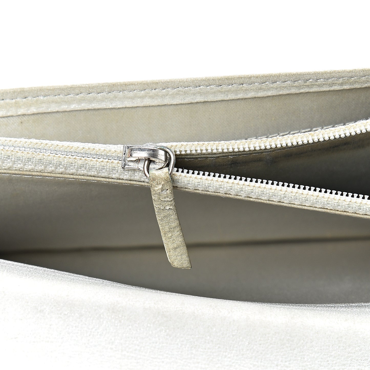 Lambskin Camellia Embossed Yen Wallet Black