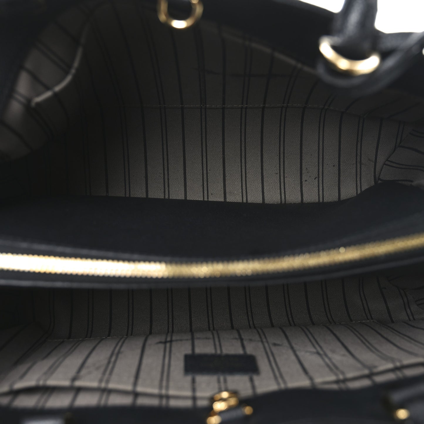 Empreinte Montaigne MM Black