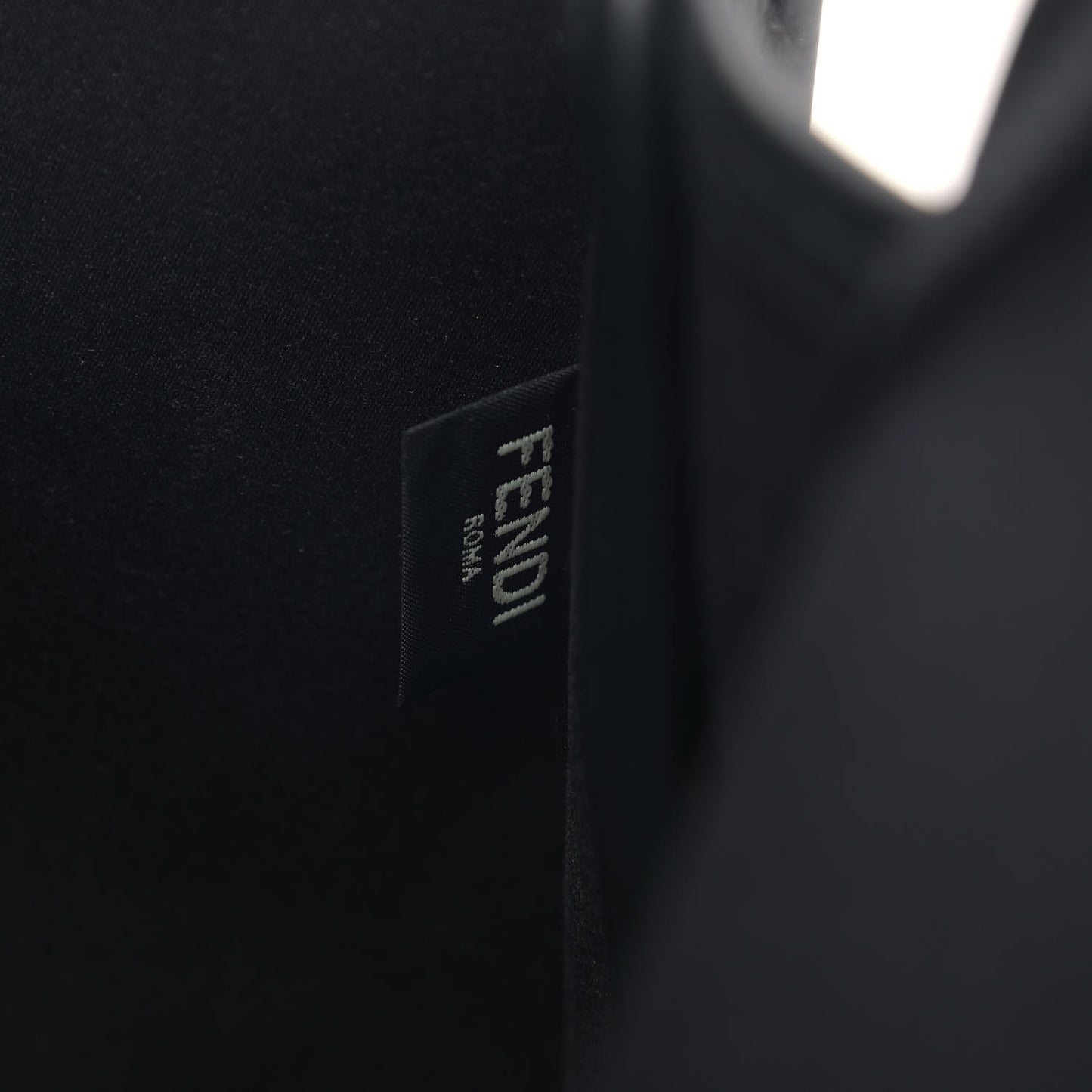 Glazed Fabric Vitello Century FF 1974 Stamp Patch Medium Peekaboo Defender Cover Mogano Panna Black