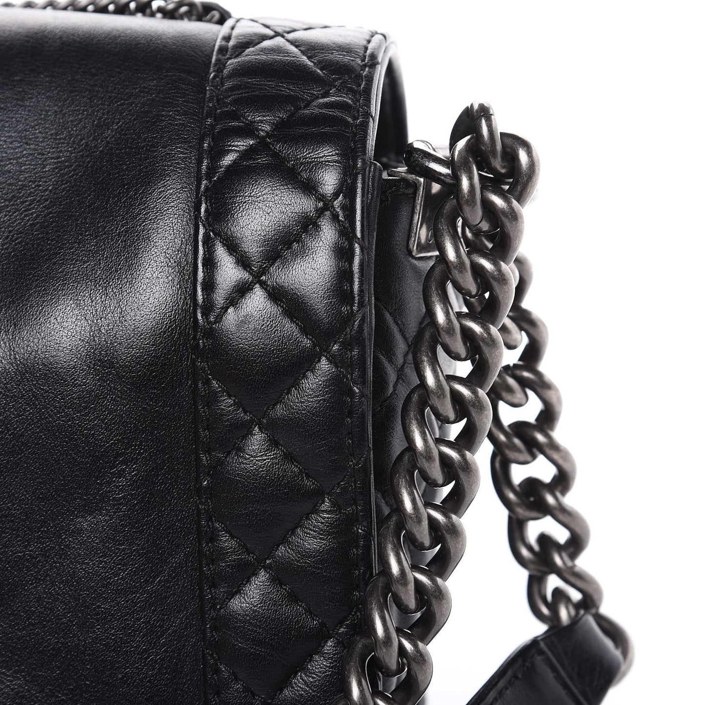 Calfskin Enchained Medium Boy Flap Black