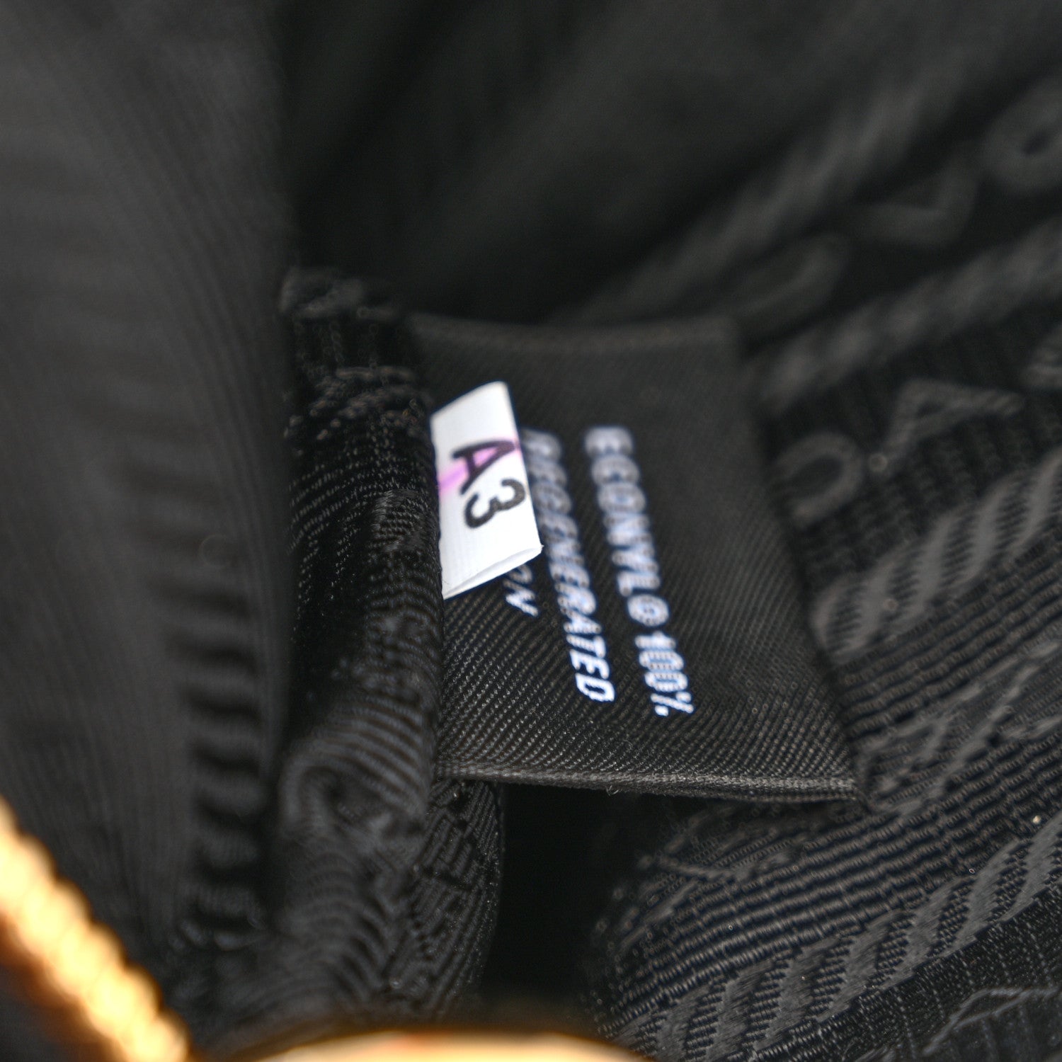 Prada Re-Nylon Spazzolato Re-Edition 2002 Shoulder Bag Black 7 of 10