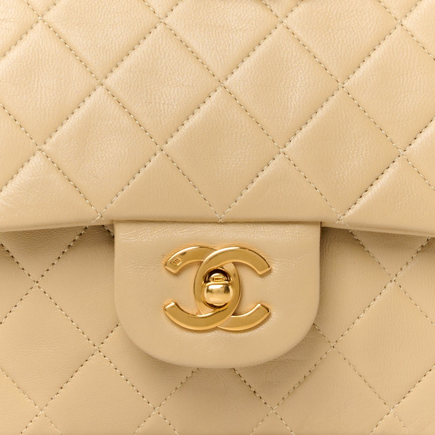 Lambskin Quilted Medium Double Flap Beige