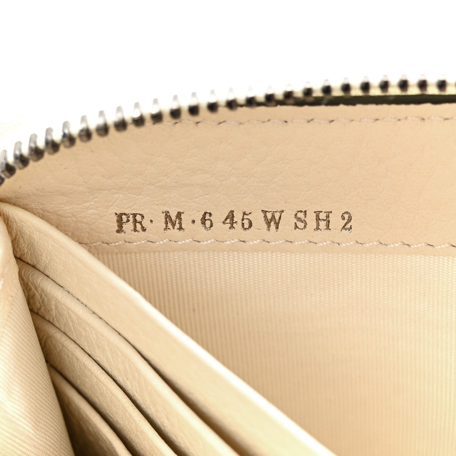 Valentino Garavani Pebbled Calfskin Rockstud Zip Around Wallet Ivory 7 of 9