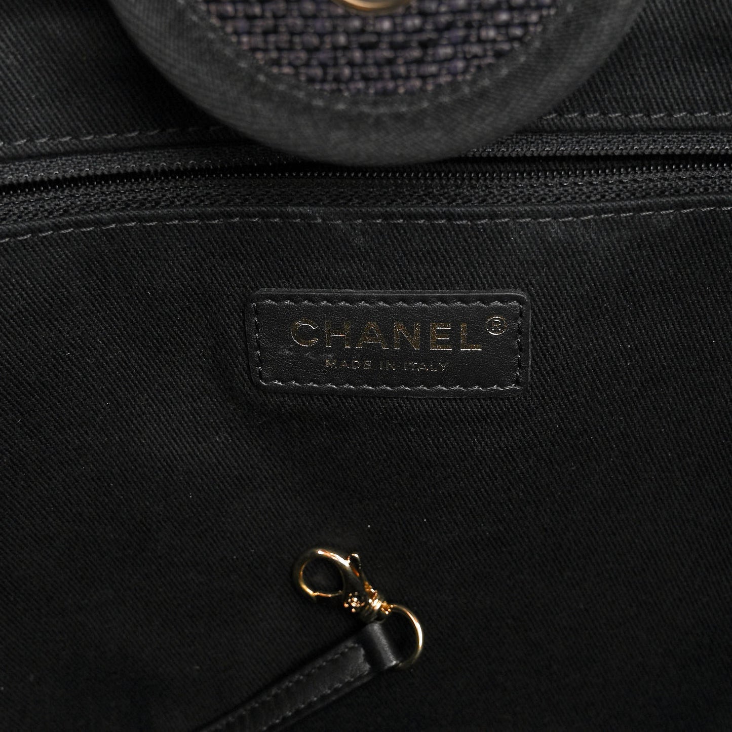 Woven Straw Raffia Medium Deauville Tote Black