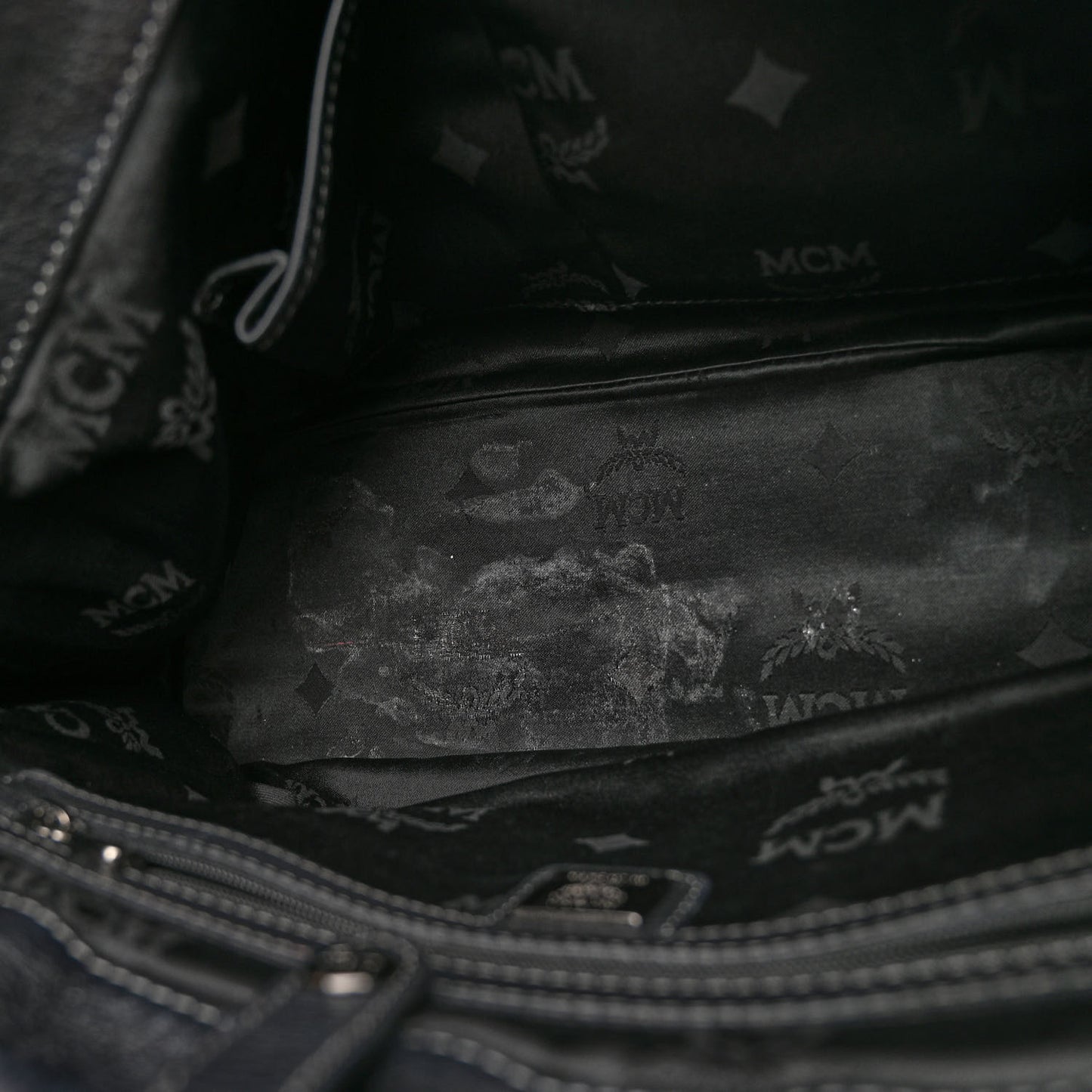 Visetos Medium Satchel Black