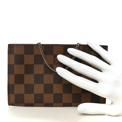 Louis Vuitton Damier Ebene Marais Bucket Pouch 2 of 8