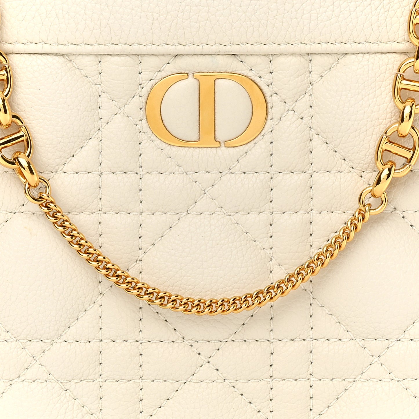 Calfskin Cannage Caro Zipped Pouch With Chain Latte