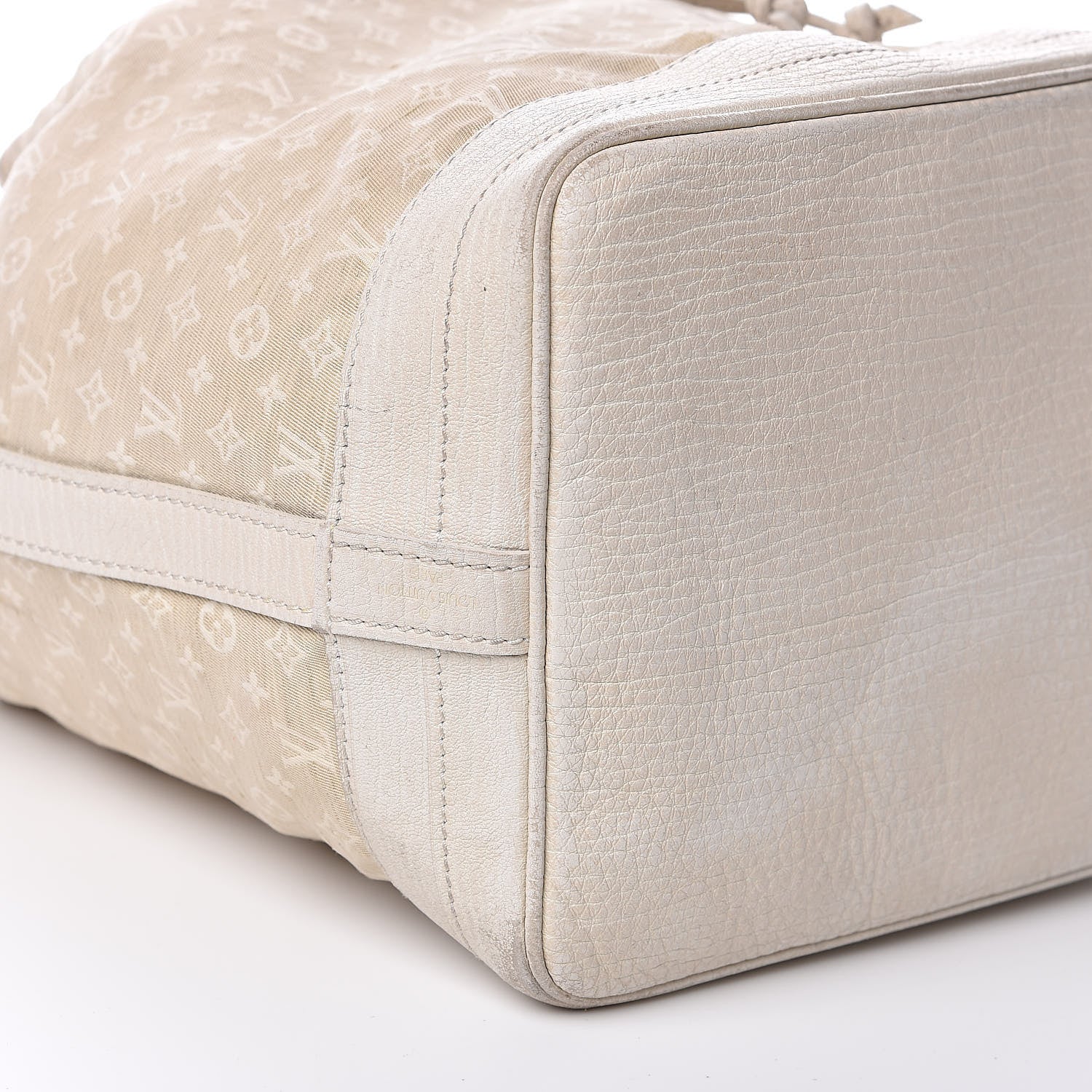 Louis Vuitton Monogram Mini Lin Noe Dune 8 of 20
