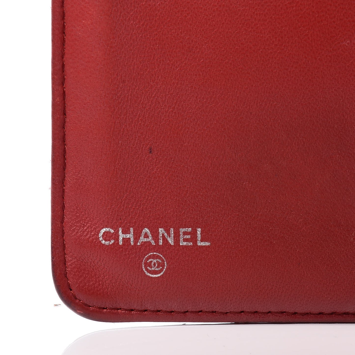 Lambskin Quilted Yen Wallet Red