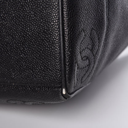 Chanel Caviar Drawstring Shoulder Bag Black 19 of 20