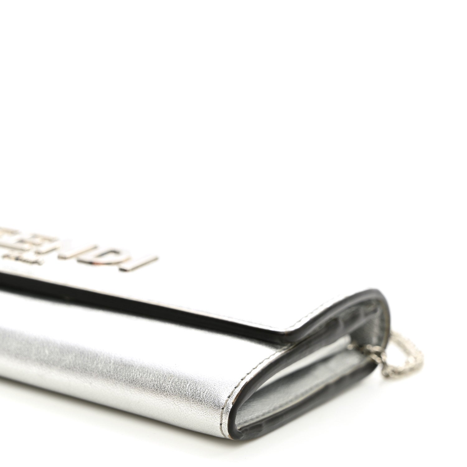Fendi Metallic Calfskin Continental Wallet On Chain Argento 9 of 9