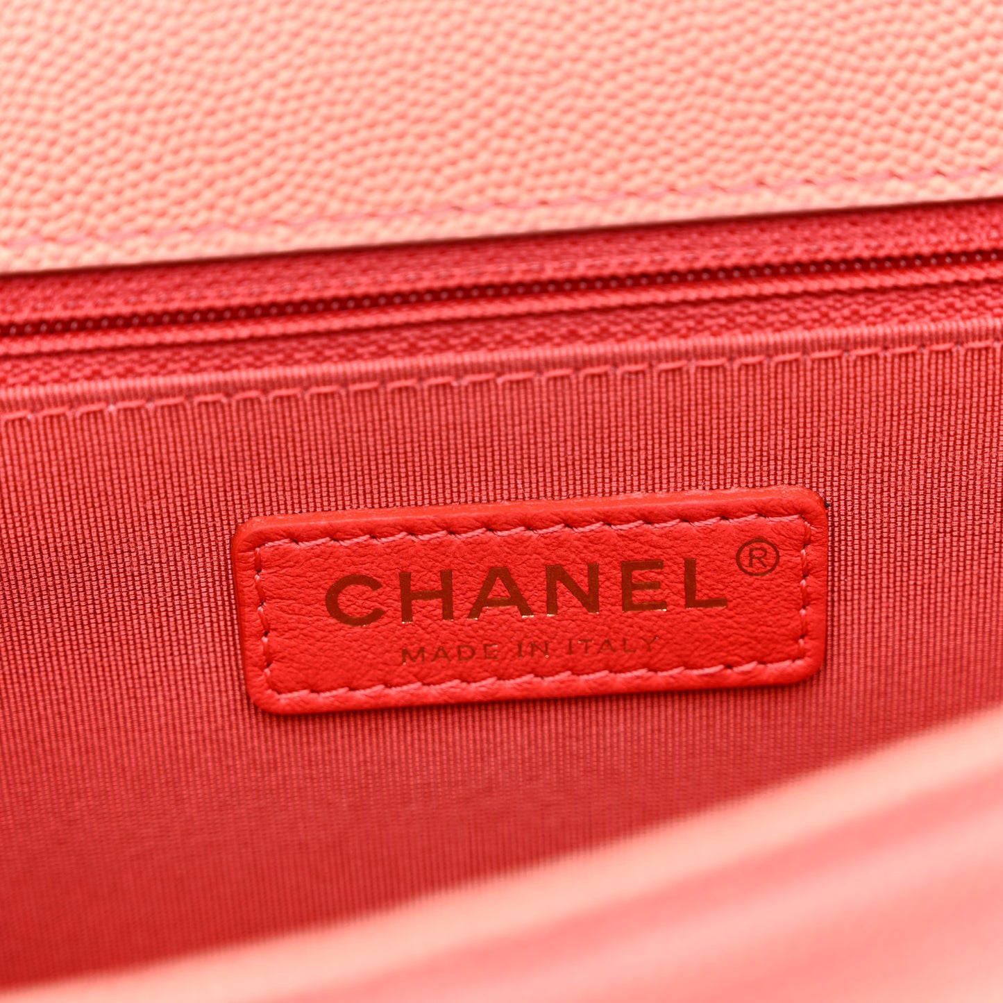 Caviar Quilted Medium Sunset On The Sea Flap Coral