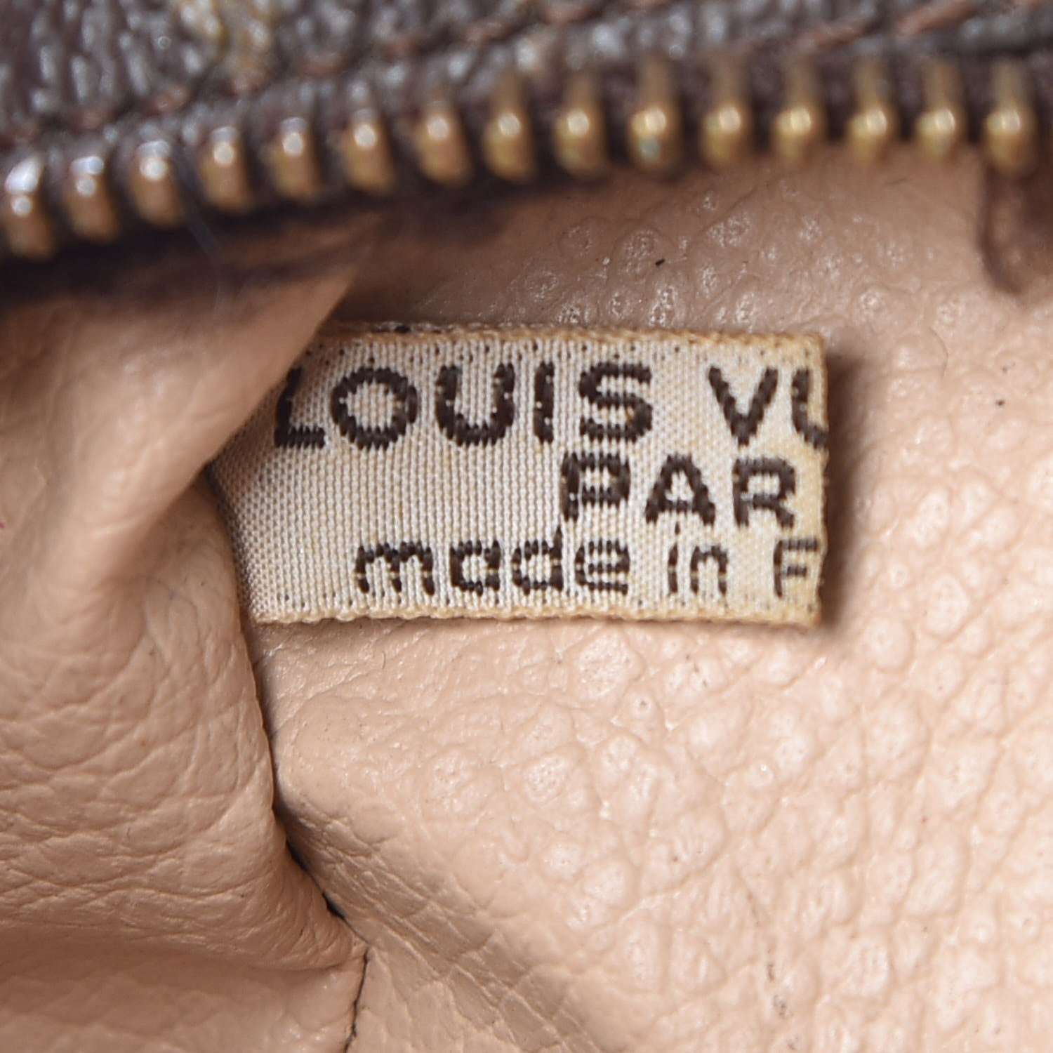 Louis Vuitton Monogram Trousse Toilette 28 7 of 10