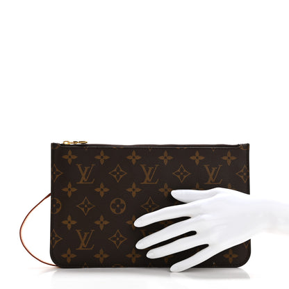Louis Vuitton Monogram Carry It Pochette 2 of 12