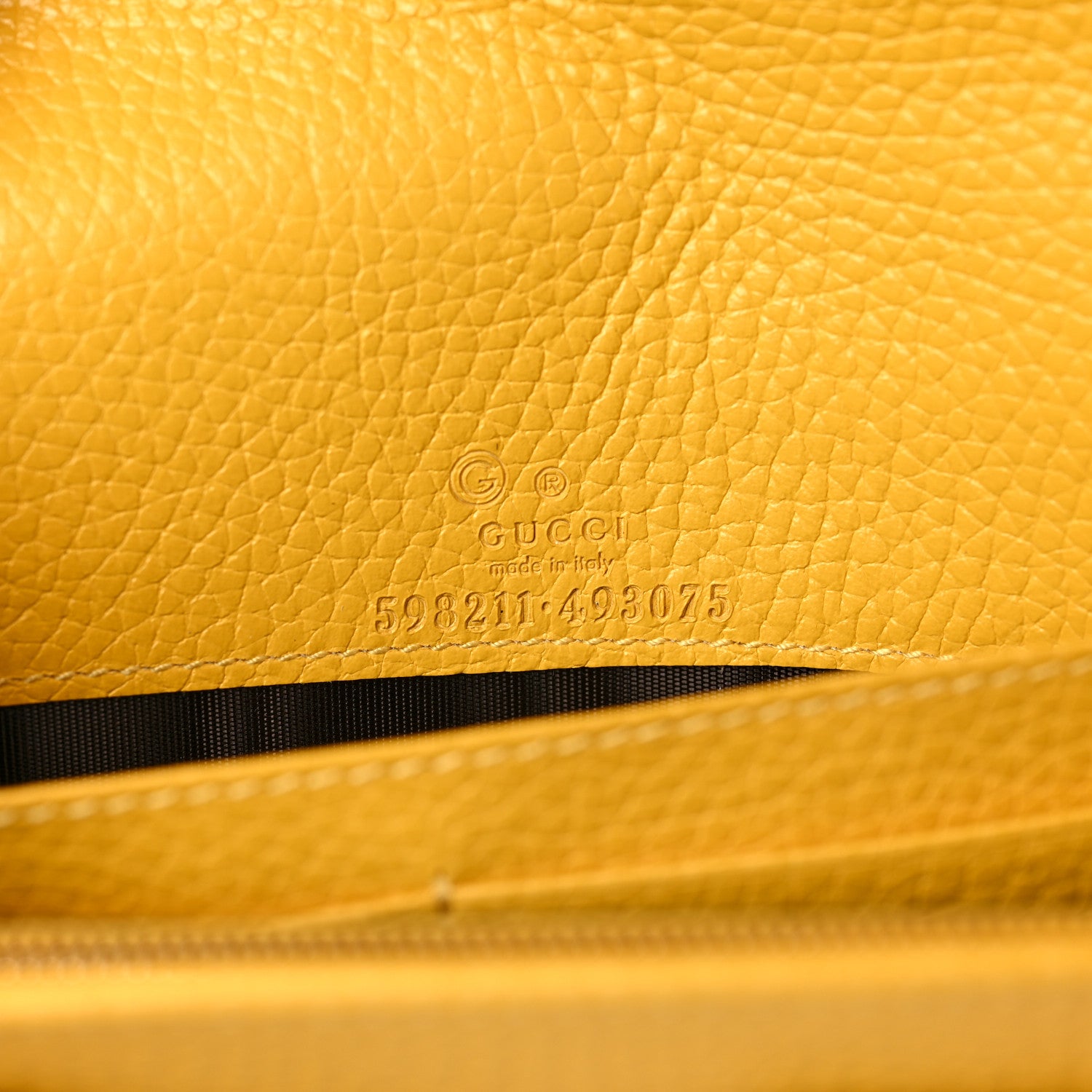 Gucci Pebbled Calfskin Soho Wallet on Chain New Buttercup 6 of 11