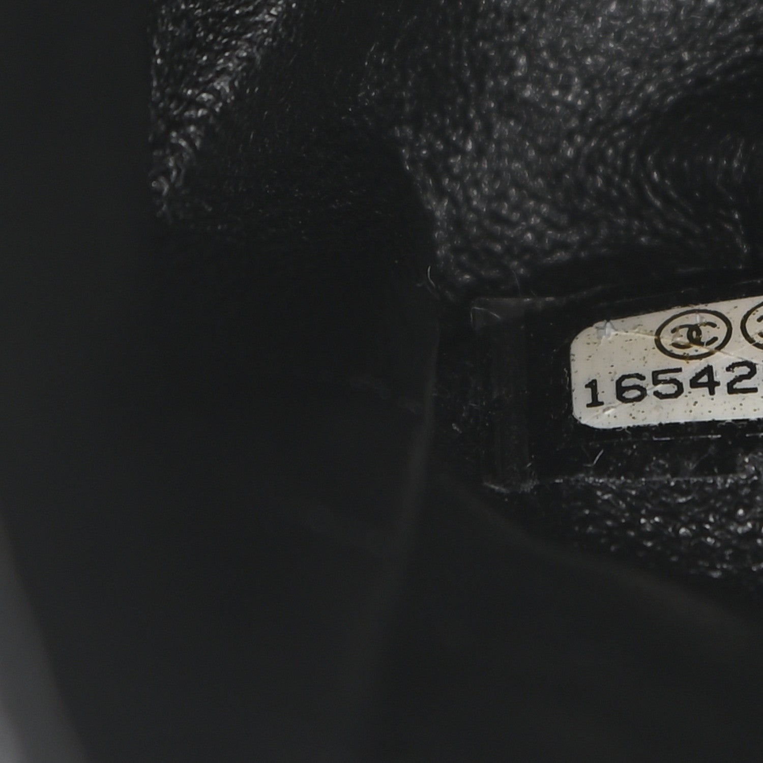 Chanel Caviar Quilted 2.55 Reissue 226 Flap Black 7 of 9