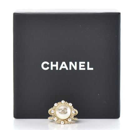 Chanel Pearl CC Ring 50 5 Gold Pearly White 6 of 6
