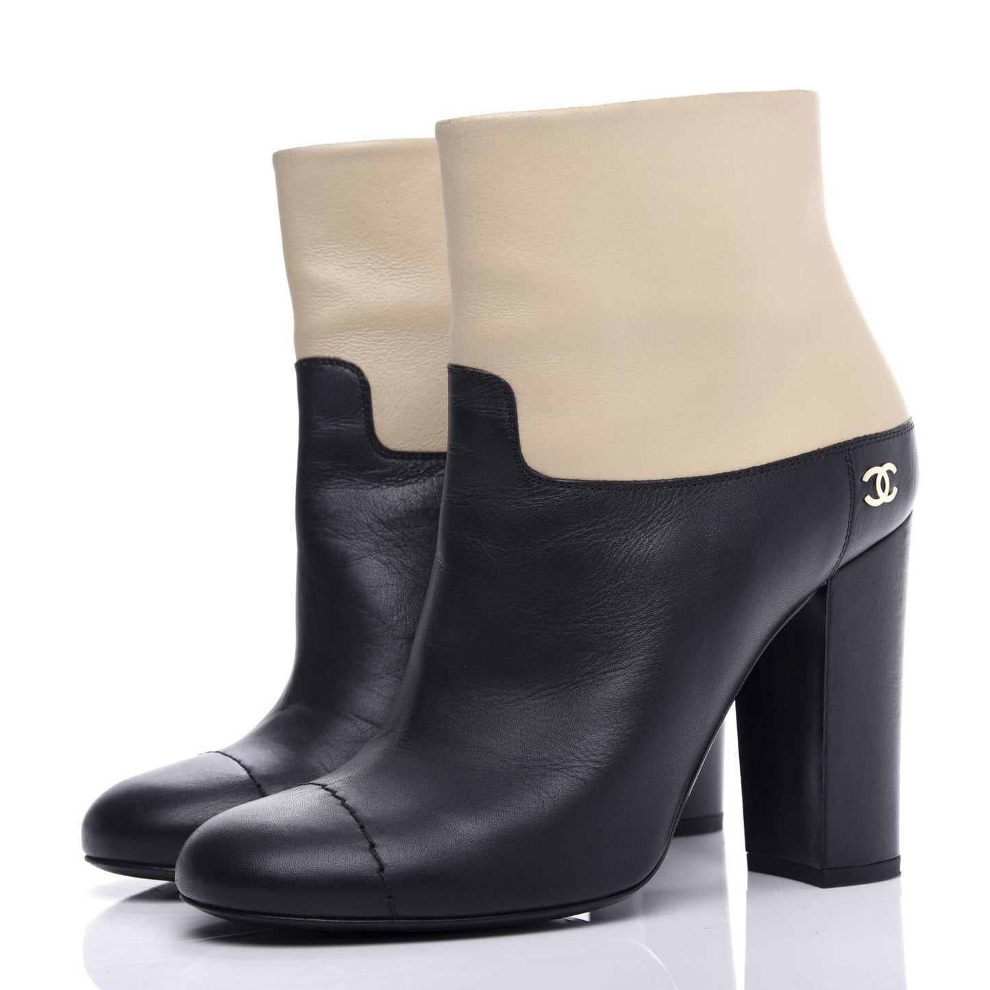 Tumbled Calfskin CC Short Boots 39 Beige Black