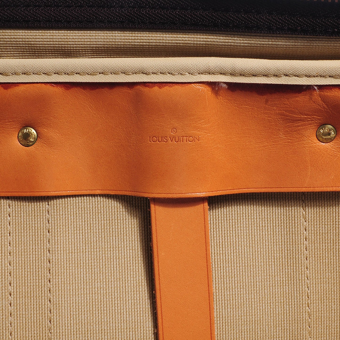 Monogram Sirius 55