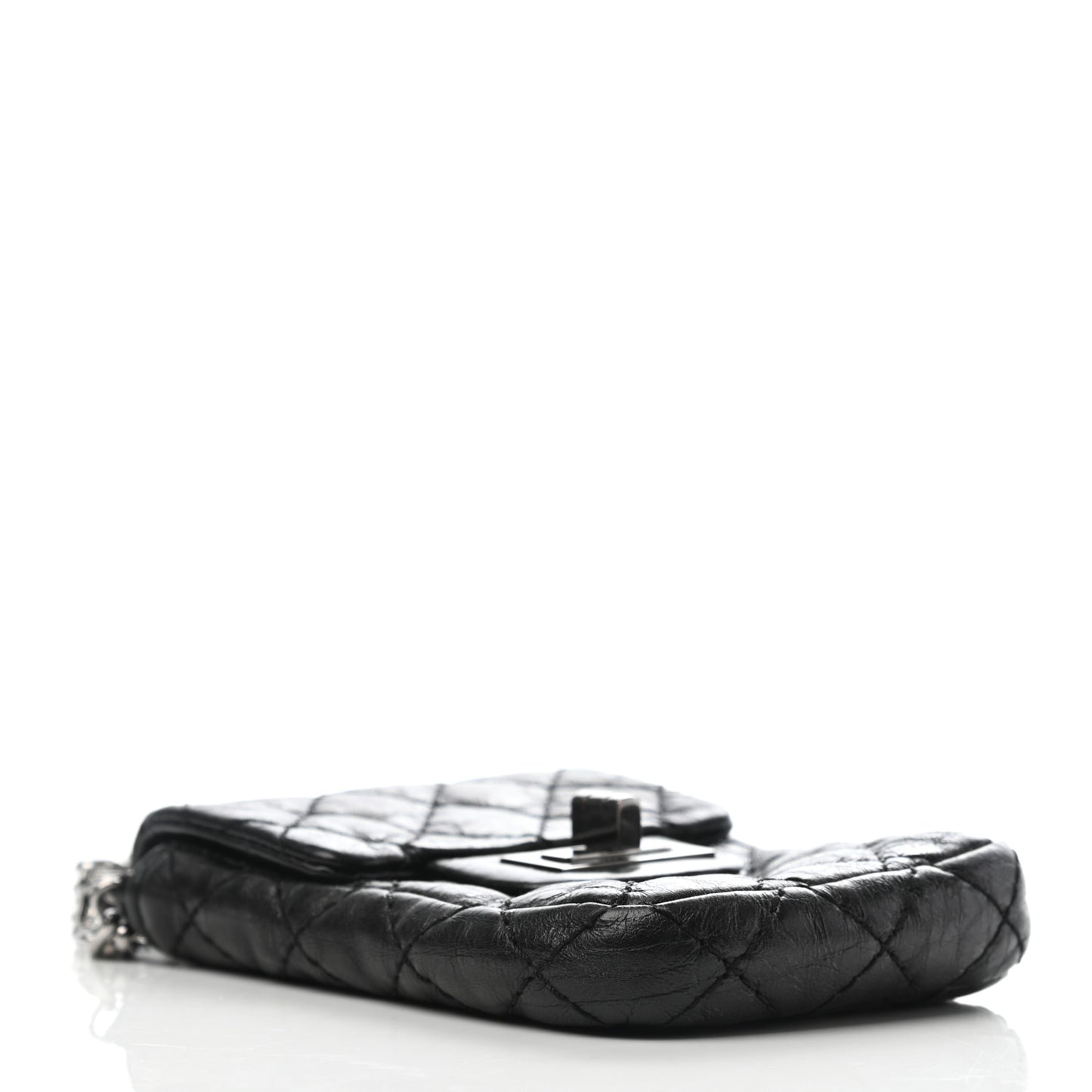 Metallic Aged Calfskin Quilted 2.55 Reissue Phone Case Black