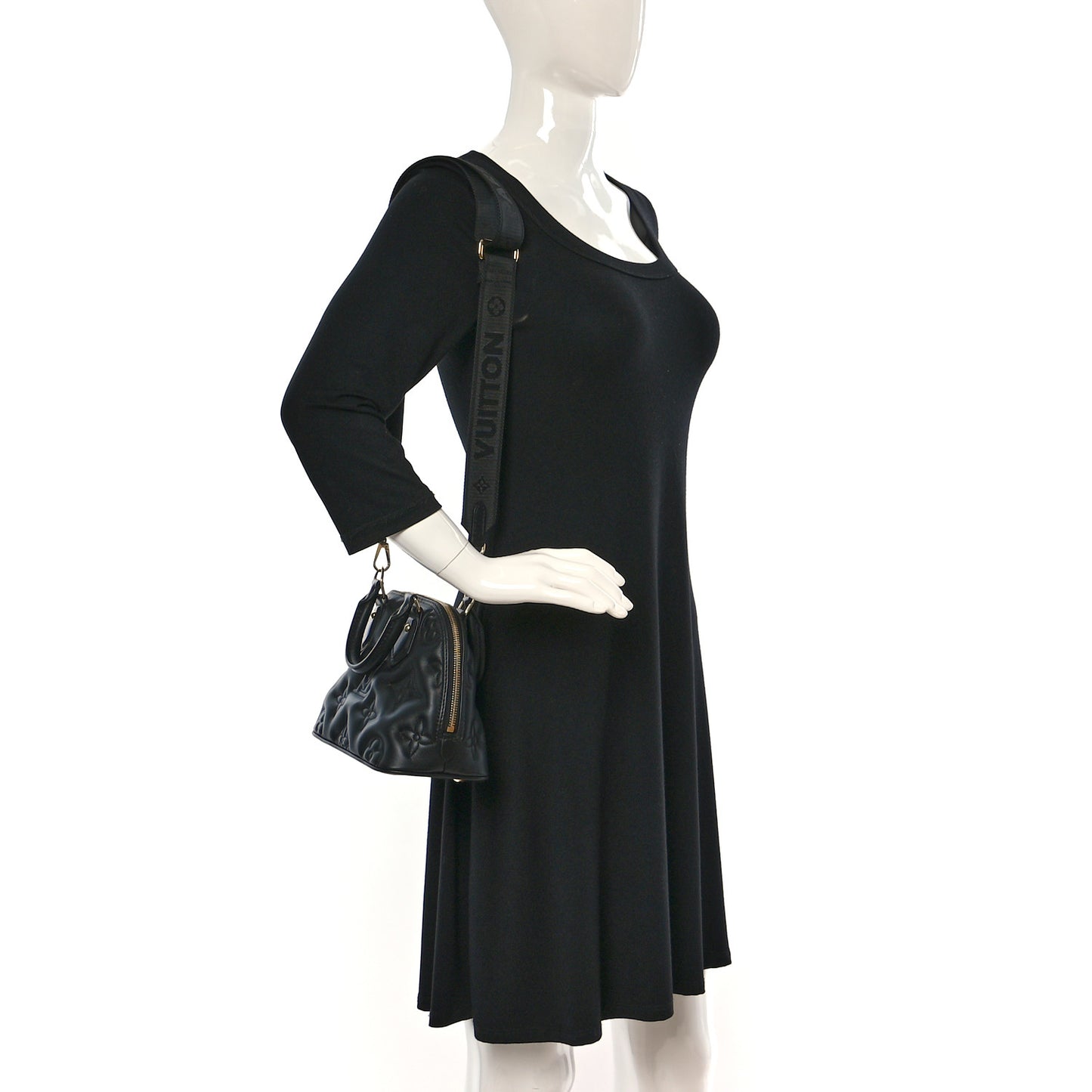 Calfskin Bubblegram Alma BB Black