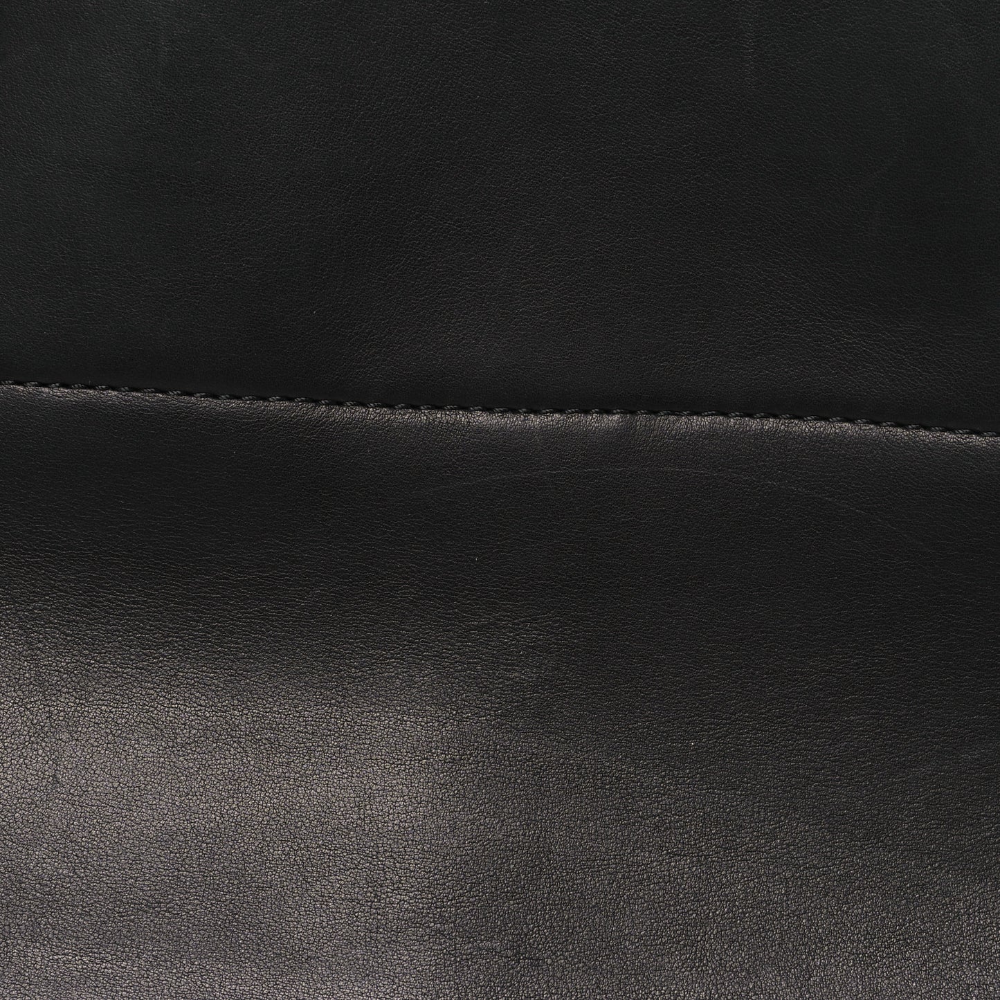 Polished Saddle Calfskin Soft Margaux 17 Black