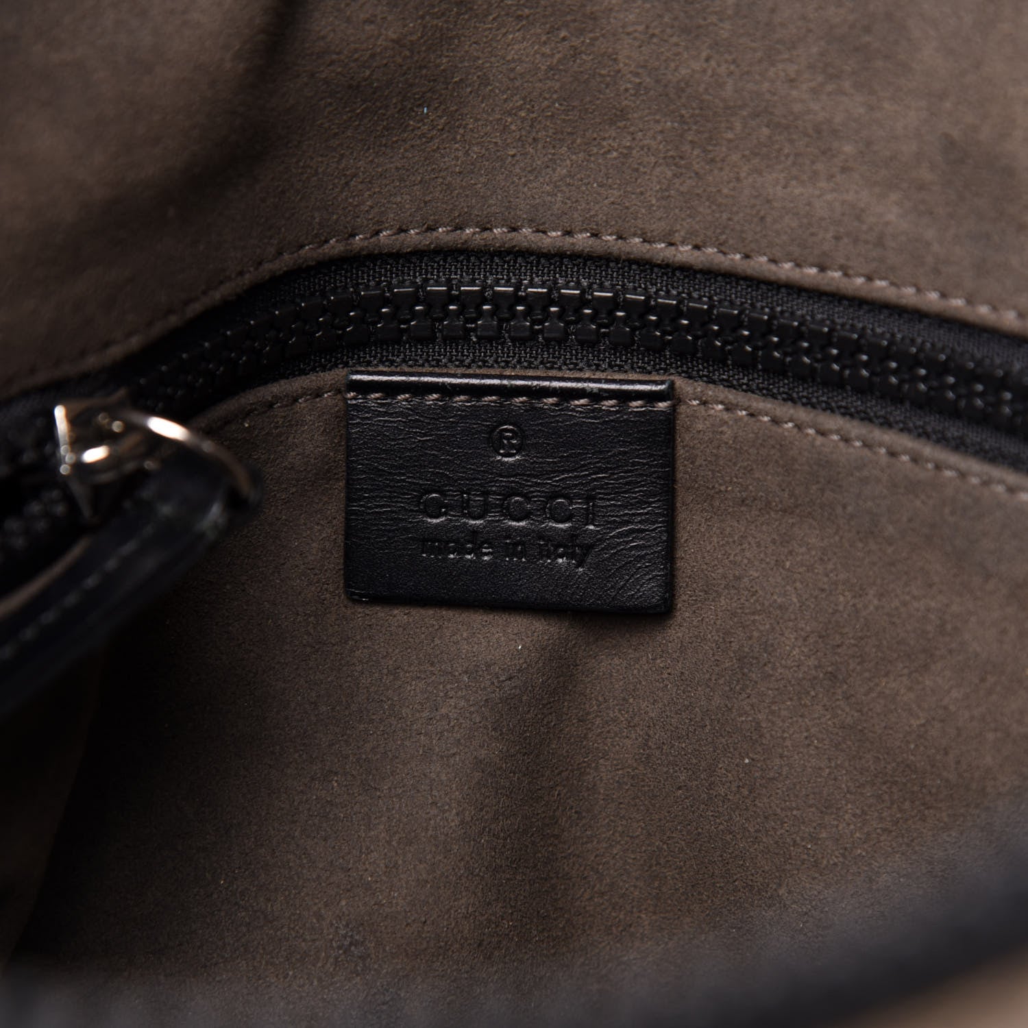 Gucci GG Supreme Monogram Flat Messenger Bag Black 6 of 16