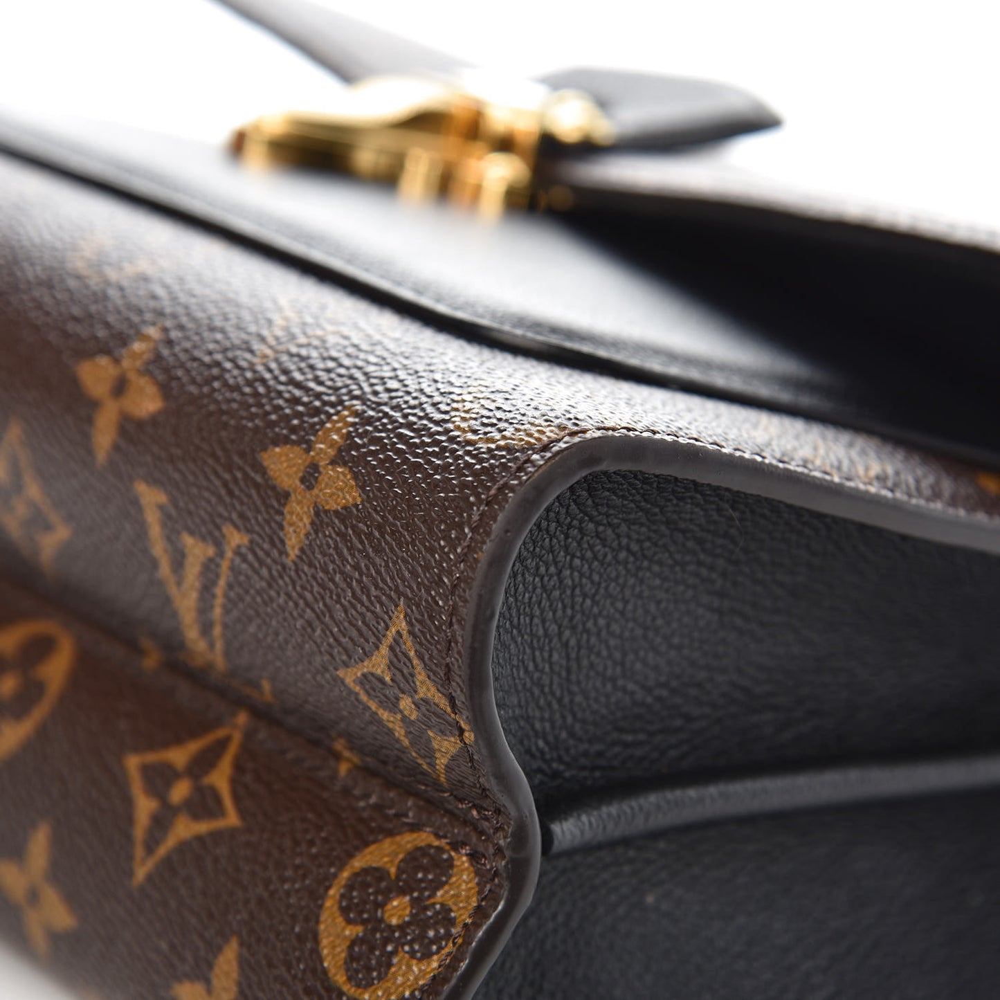 Monogram Victoire Black