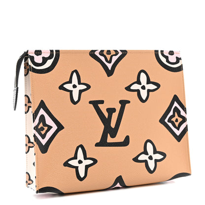 Louis Vuitton Monogram Giant Wild At Heart Toiletry Pouch 26 Arizona 3 of 8