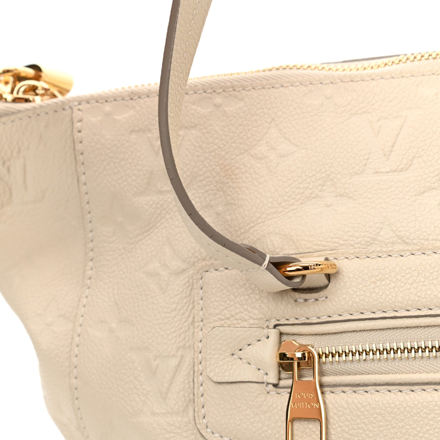 Louis Vuitton Empreinte Lumineuse PM Neige 24 of 25